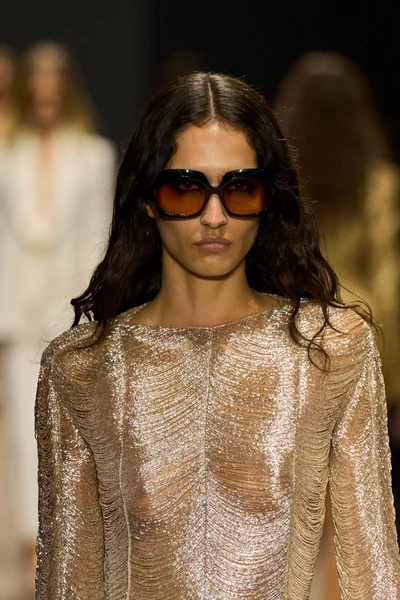 Look 145